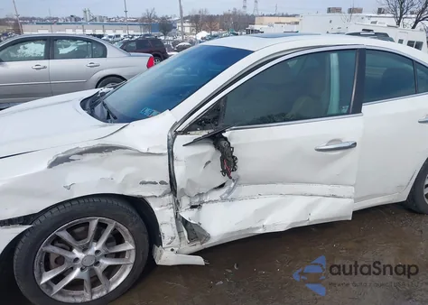 2010 Nissan Maxima 3.5 Sv z USA, uszkodzony, nr VIN 1N4AA5AP5AC859682